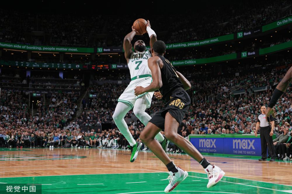 比赛的前半 比赛的前半